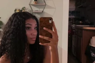 Ebony Queen - Image 3