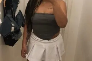 Ms.Rose🥀 - Image 1