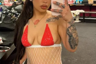 come see us for a 2 girl unforgettable expierence. - Image 5