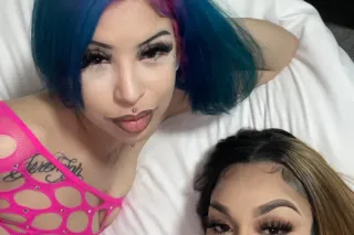 come see us for a 2 girl unforgettable expierence. - Image 1