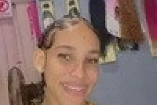 available now sexy flaca - Image 1