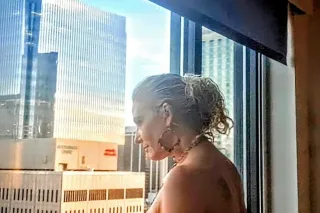 no work today so available all afternoon and evening - Image 9